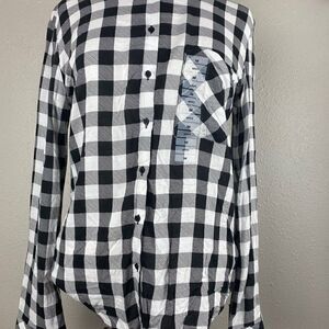 NWT JW Women’s Flannel Size Medium